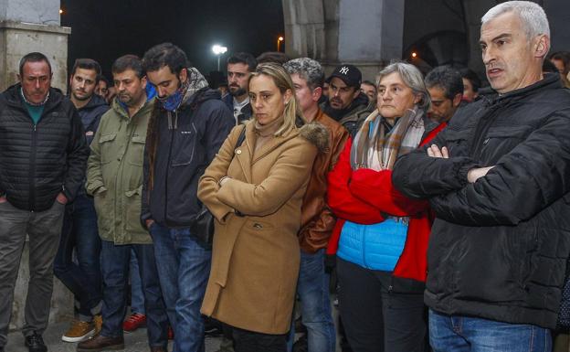 Revilla: «No podemos consentir que Sniace se cierre y punto»