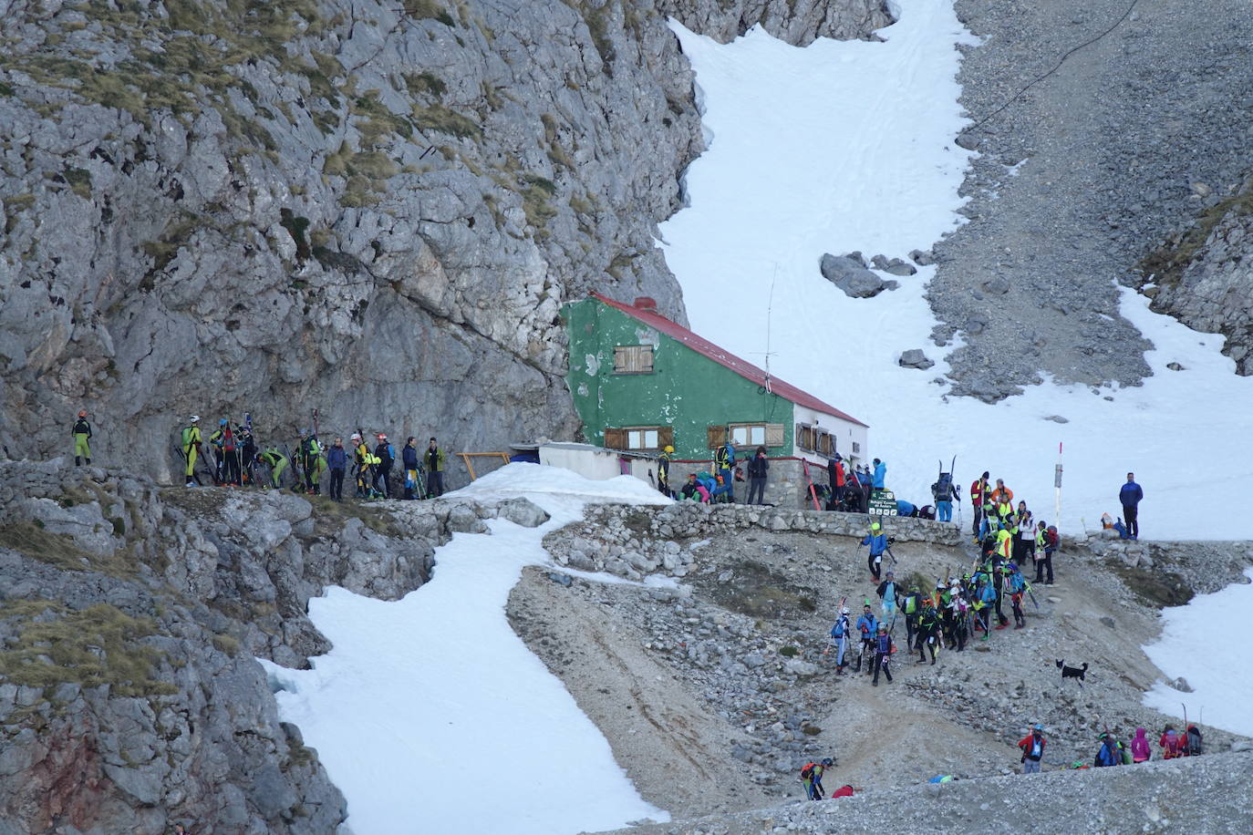 Fotos: La belleza del esquí de alta montaña en la Sotres Sky Tour