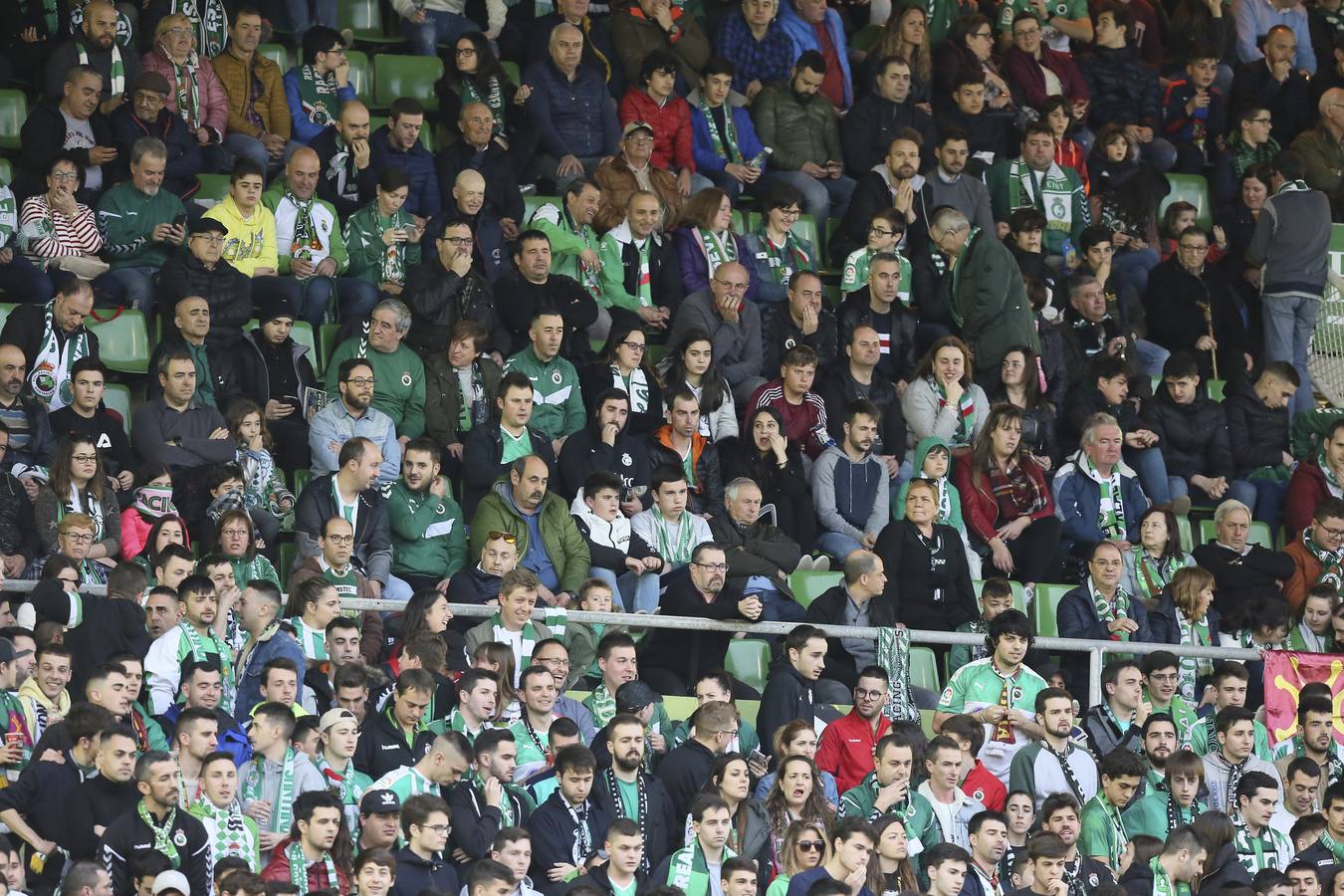 Fotos: Búscate si estuviste en la Tribuna Norte de los Campos de Sport