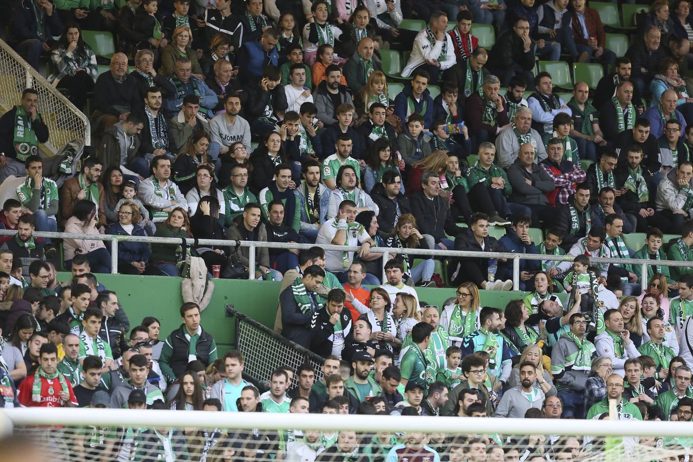 Fotos: Búscate si estuviste en la Tribuna Norte de los Campos de Sport