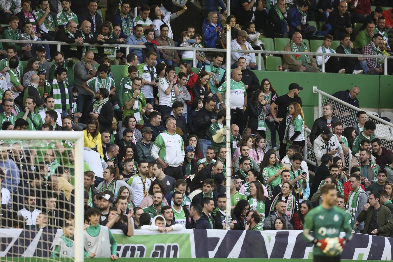 Fotos: Búscate si estuviste en la Tribuna Norte de los Campos de Sport