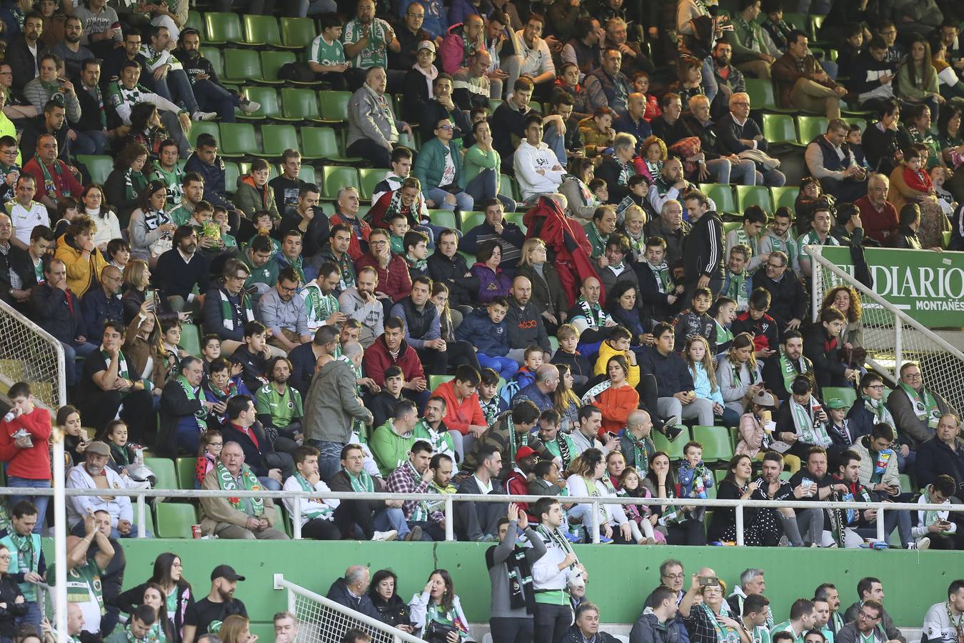 Fotos: Búscate si estuviste en la Tribuna Norte de los Campos de Sport