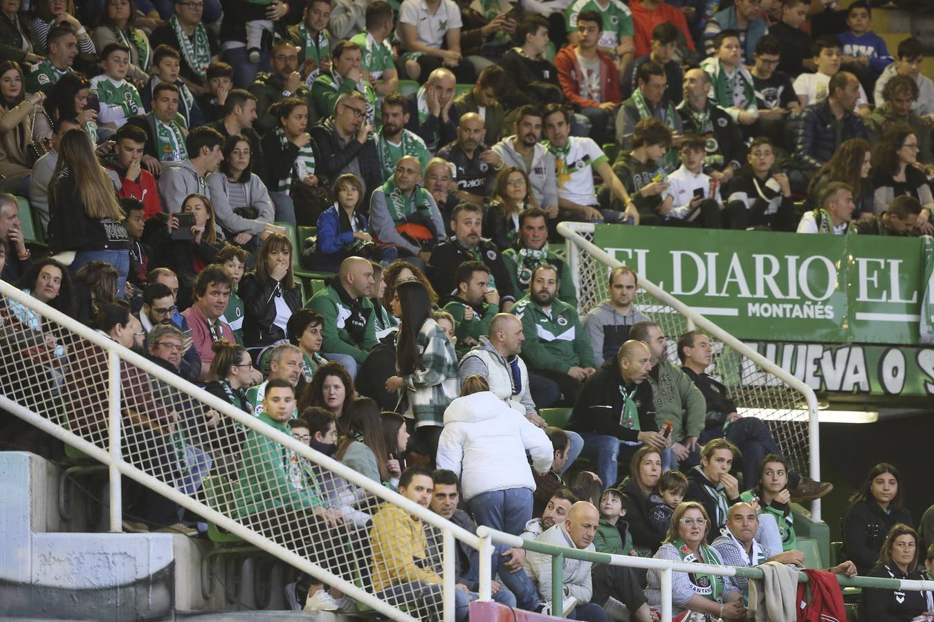 Fotos: Búscate si estuviste en la Tribuna Norte de los Campos de Sport