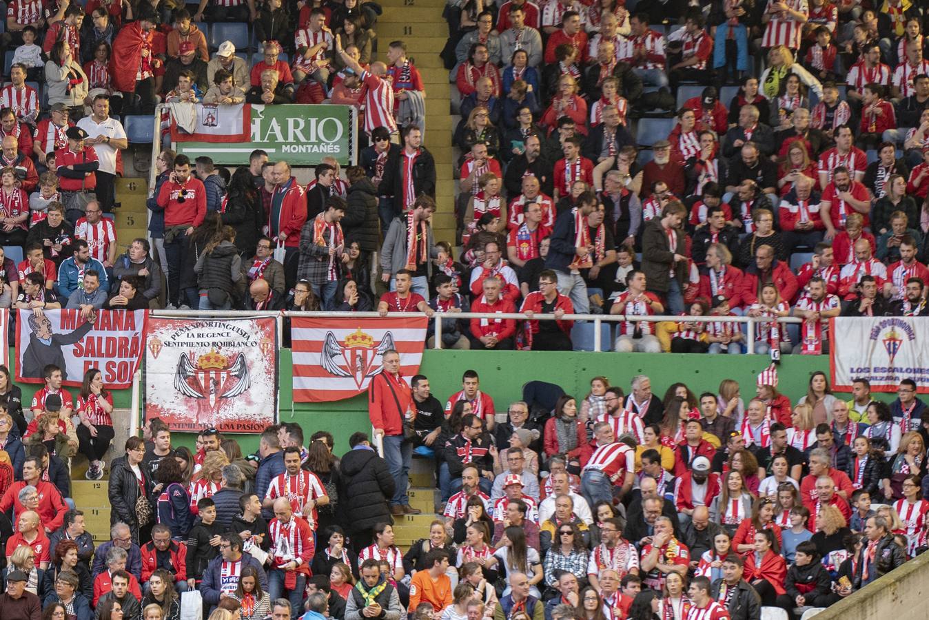 Fotos: Búscate si estuviste en la Tribuna Sur de los Campos de Sport