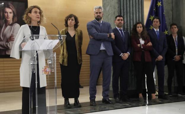 La presidenta del Congreso, Meritxell Batet, durante el acto de presentación y firma del primer convenio del fútbol femenino. 