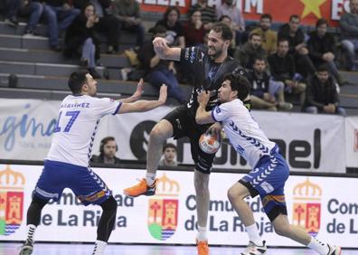 Imagen secundaria 1 - Al Liberbank se le sigue resistiendo la cancha del Granollers