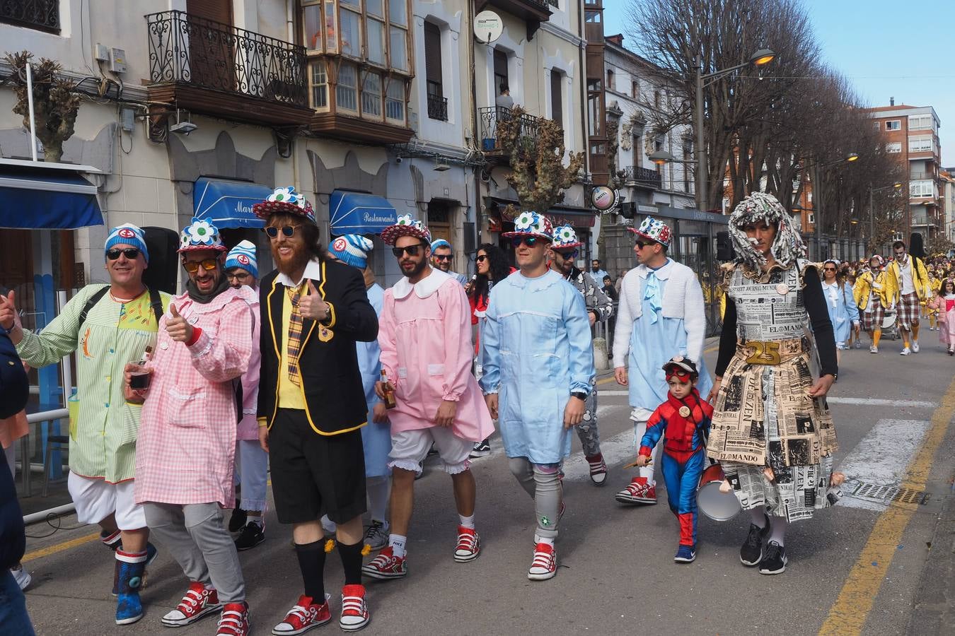 Fotos: Viernes de Carnaval en Santoña