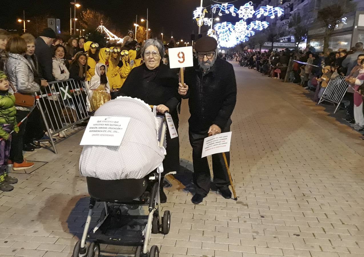 Fotos: Gran desfile del concurso de disfraces en Castro Urdiales