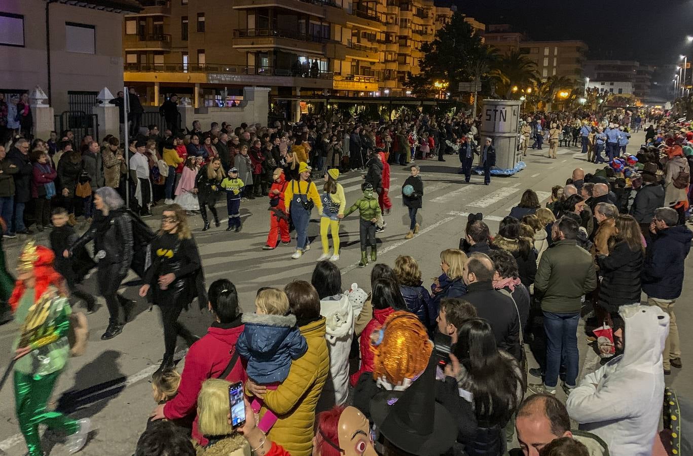 Fotos: Gran desfile de carnaval en Santoña