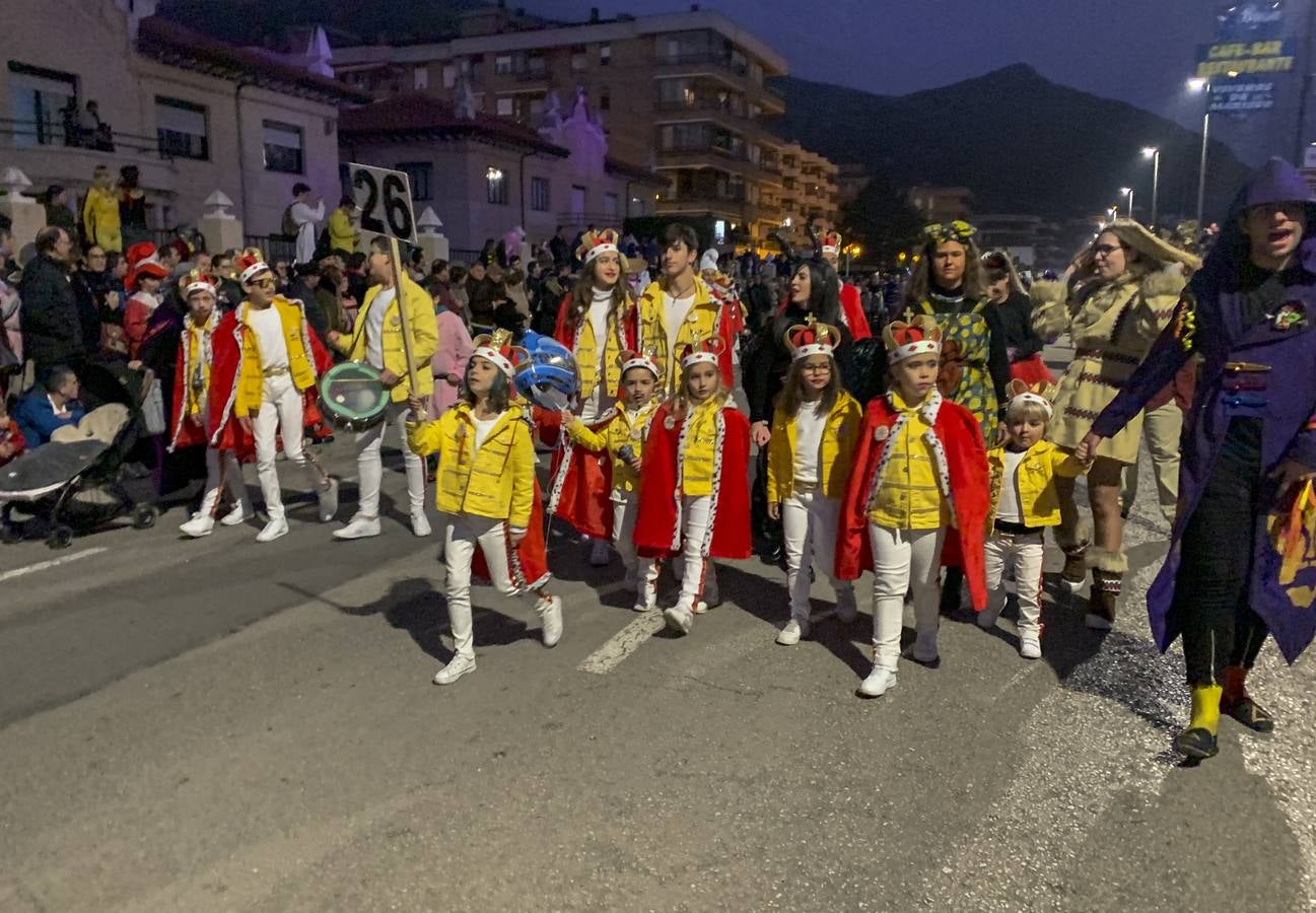 Fotos: Gran desfile de carnaval en Santoña