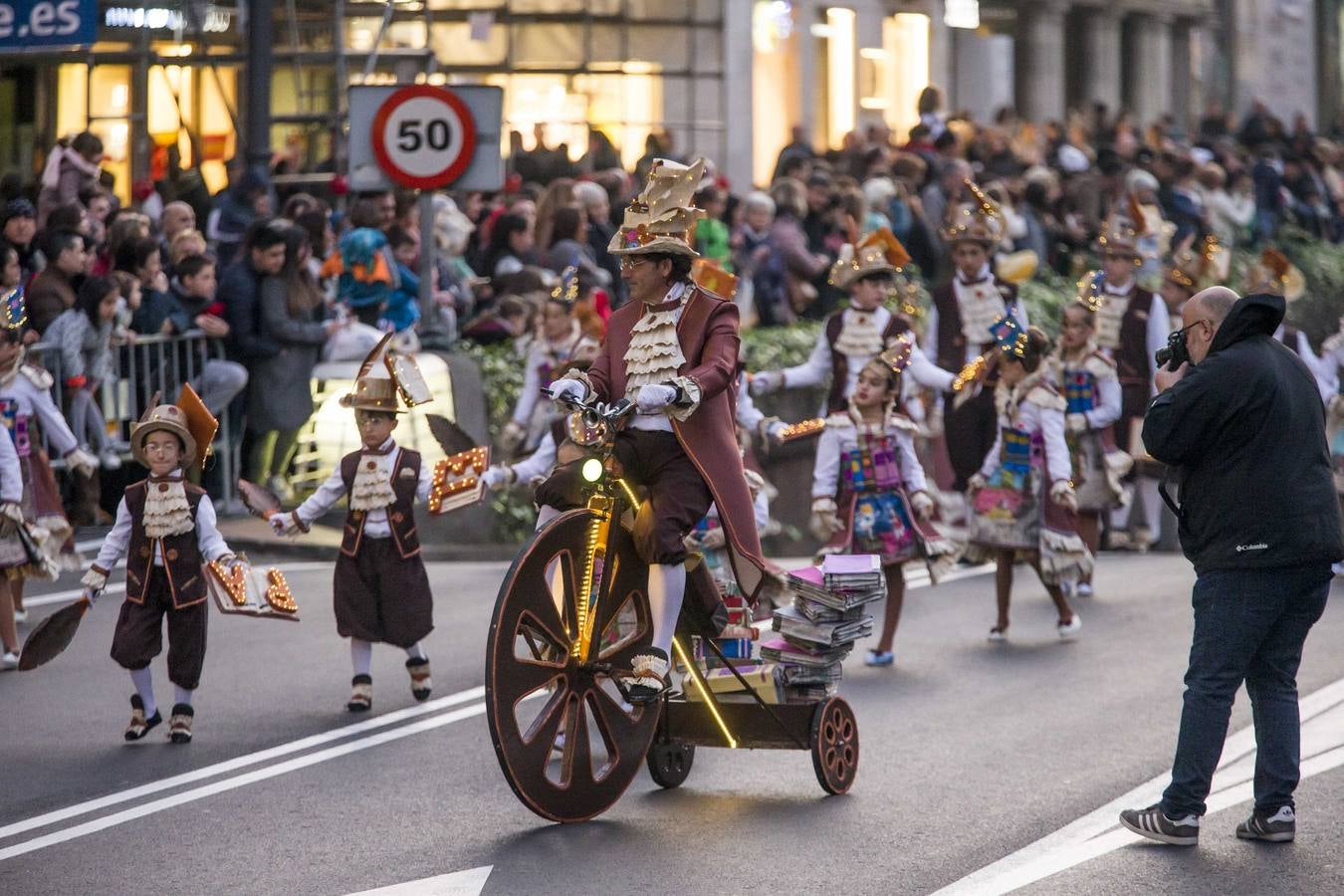 Fotos: Derroche de imaginación en el desfile de Santander