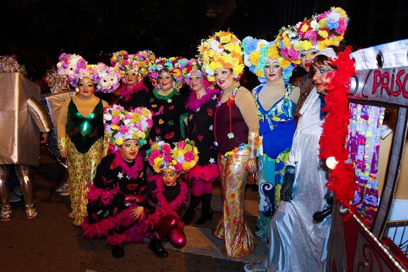 Fotos: Desfile multitudinario en Torrelavega