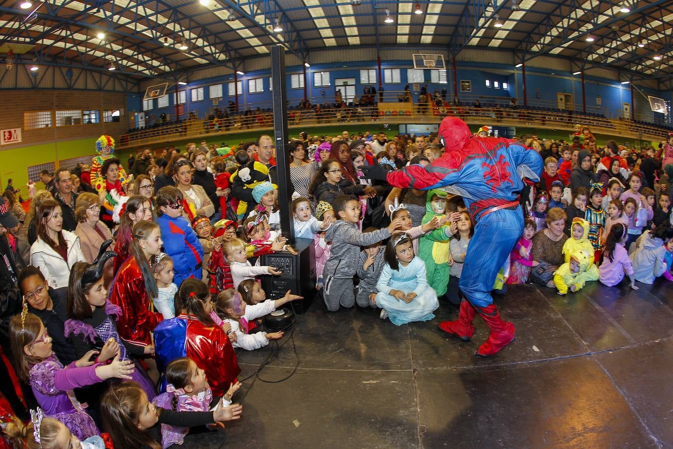 Fotos: Último día de carnaval en Torrelavega