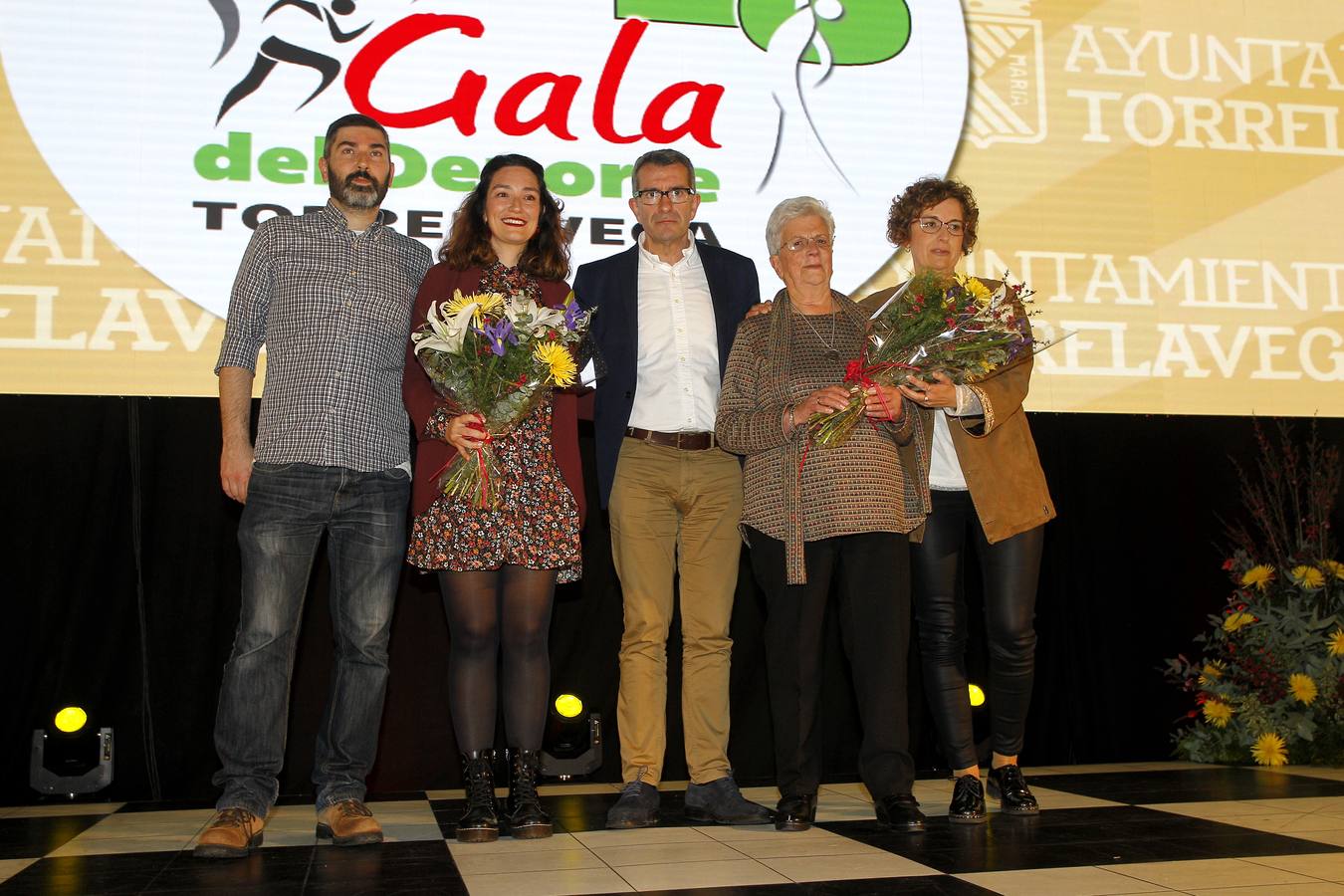 Sergio García 'El Niño' recibe el premio de major deportista de Torrelavega en 2019.