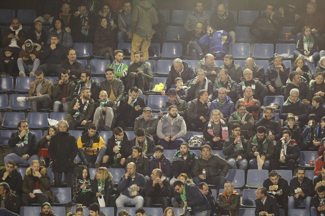 Fotos: Búscate si estuviste en la Tribuna Este de los Campos de Sport