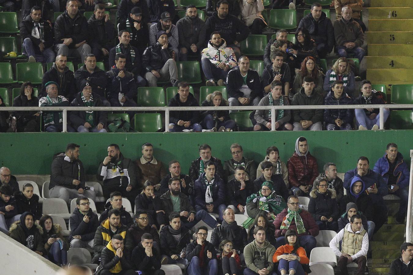 Fotos: Búscate si estuviste en la Tribuna Este de los Campos de Sport