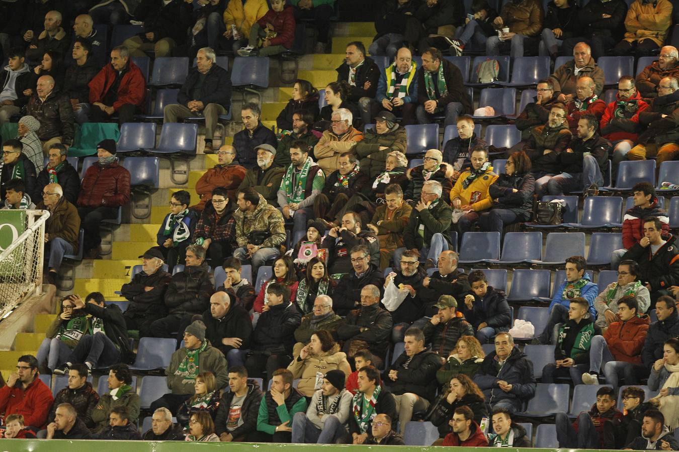 Fotos: Búscate si estuviste en la Tribuna Este de los Campos de Sport