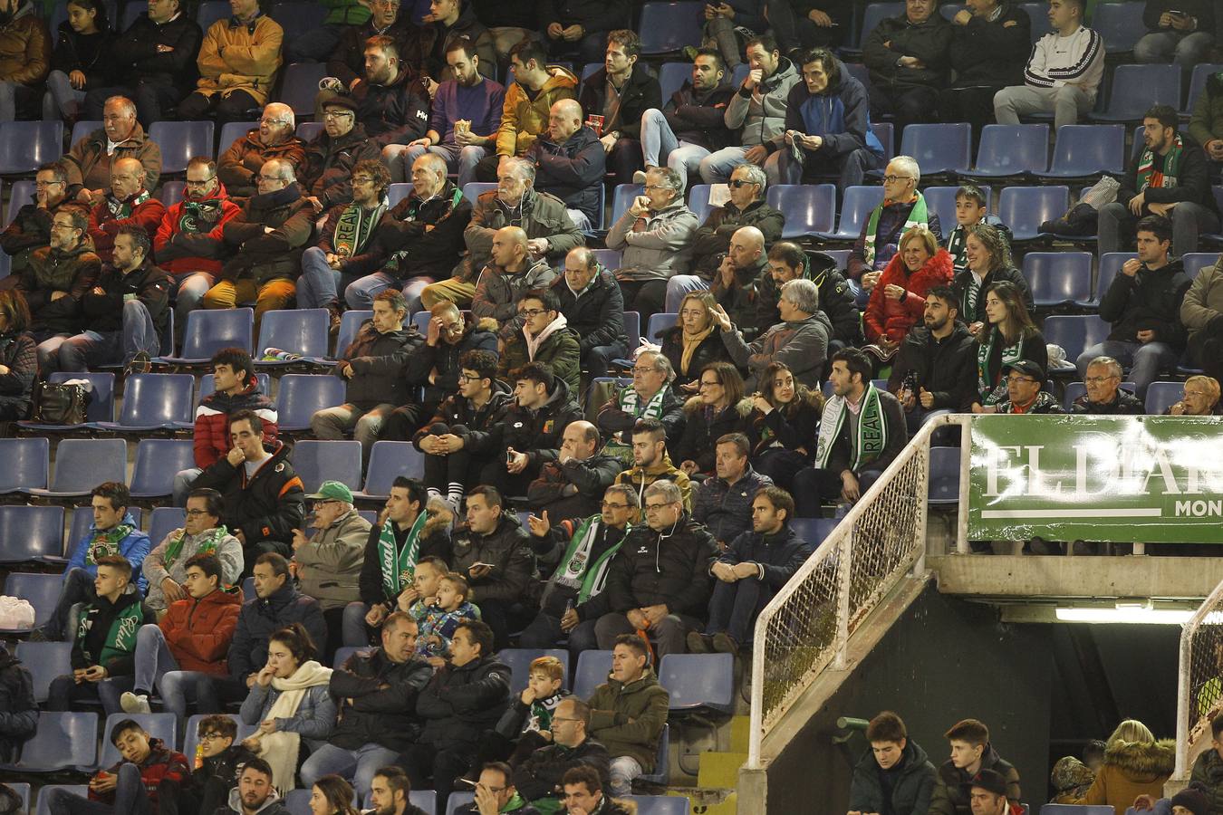 Fotos: Búscate si estuviste en la Tribuna Este de los Campos de Sport