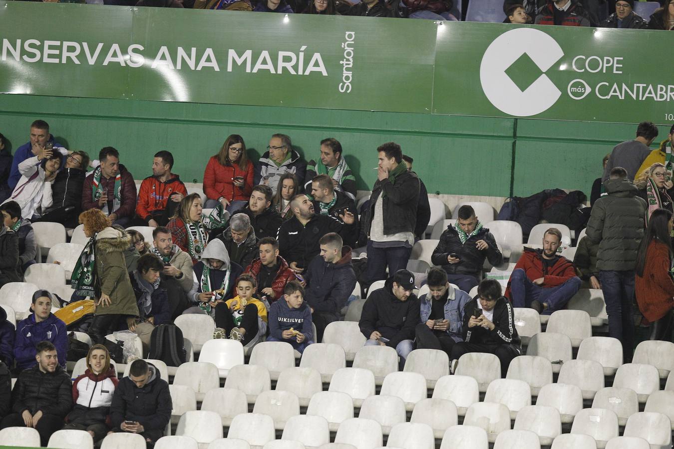 Fotos: Búscate si estuviste en la Tribuna Este de los Campos de Sport