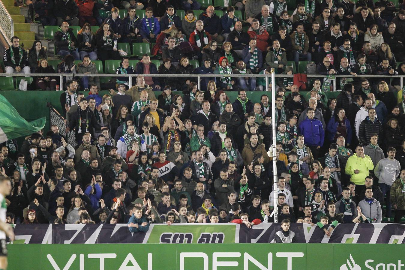 Fotos: Búscate si estuviste en la Tribuna Norte de los Campos de Sport