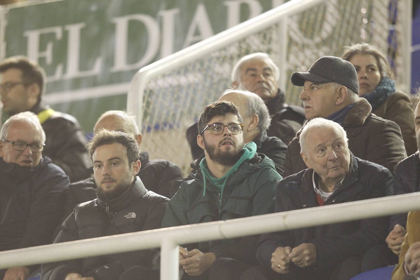 Fotos: Búscate si estuviste en la Tribuna Norte de los Campos de Sport