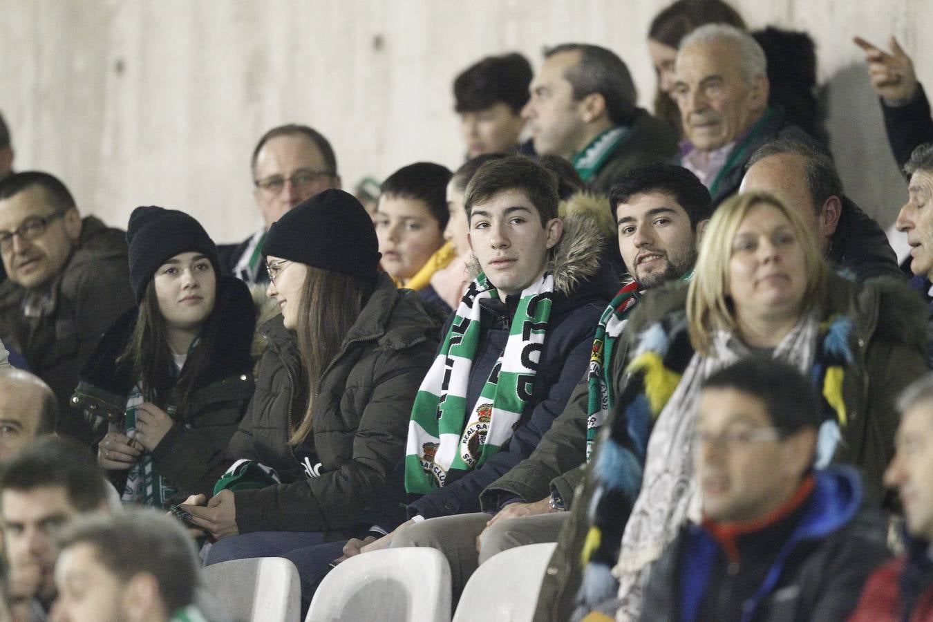 Fotos: Búscate si estuviste en la Tribuna Norte de los Campos de Sport