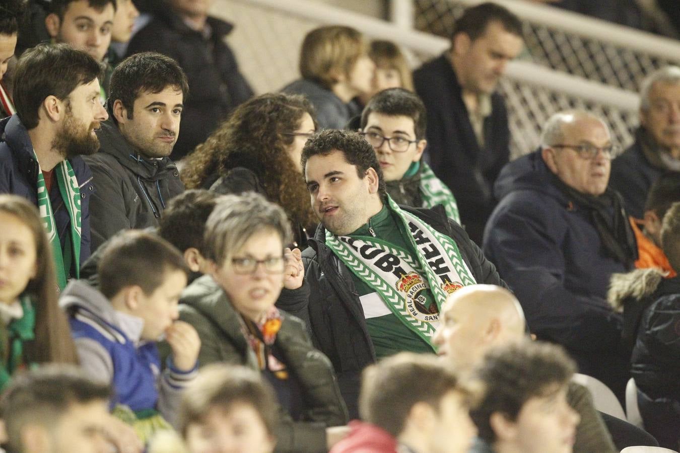 Fotos: Búscate si estuviste en la Tribuna Norte de los Campos de Sport