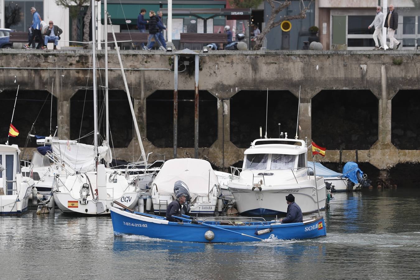 Fotos: La marea viva deja espectaculares imágenes de la bahía de Santander con la bajamar y la pleamar