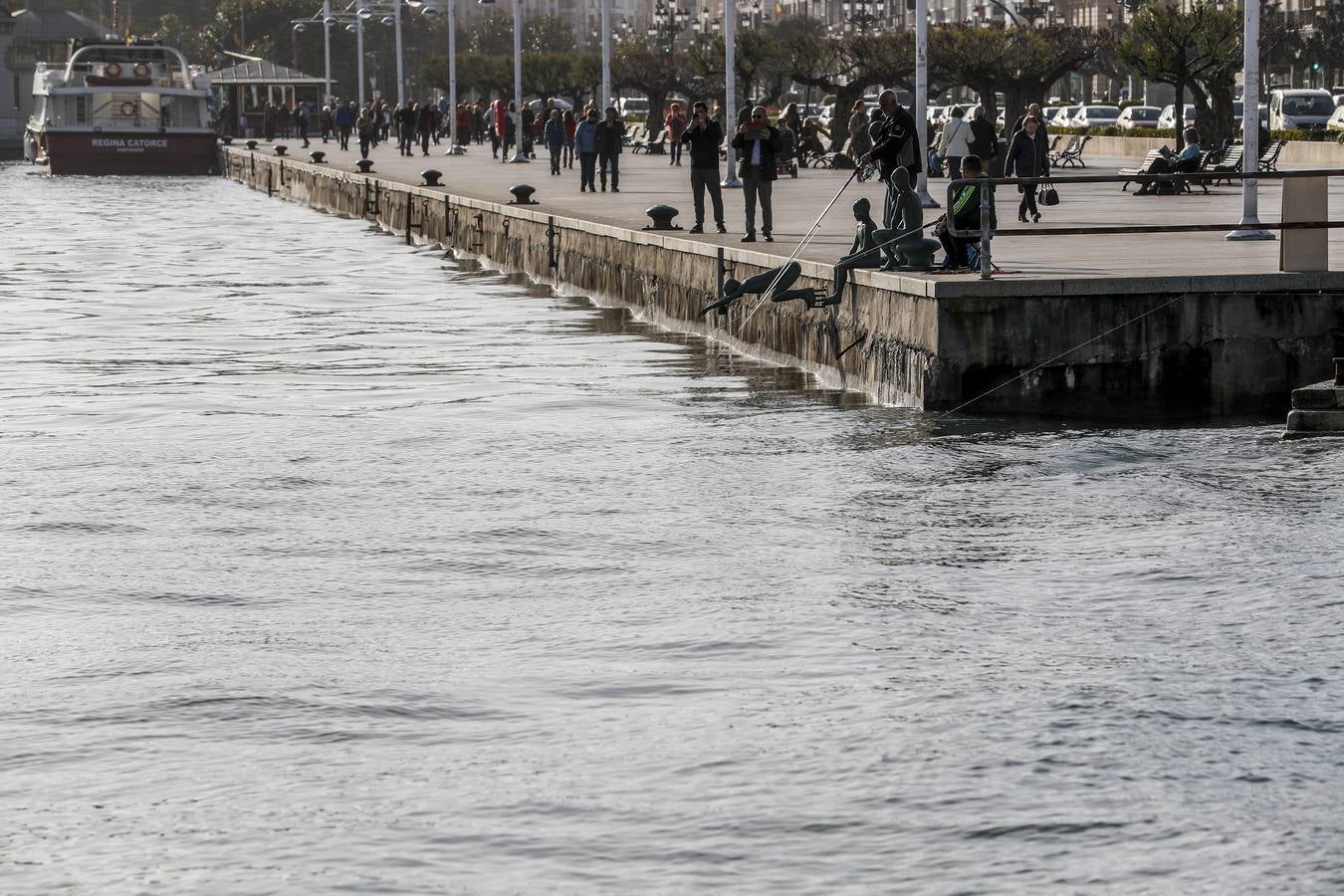 Fotos: La marea viva deja espectaculares imágenes de la bahía de Santander con la bajamar y la pleamar