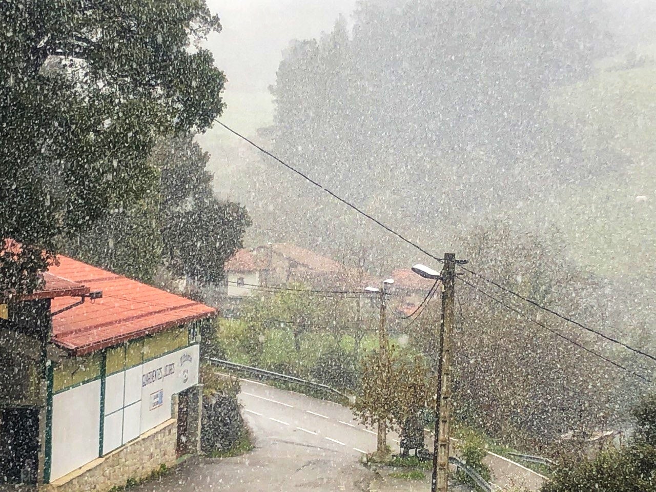 Fotos: La nieve vuelve a Cantabria