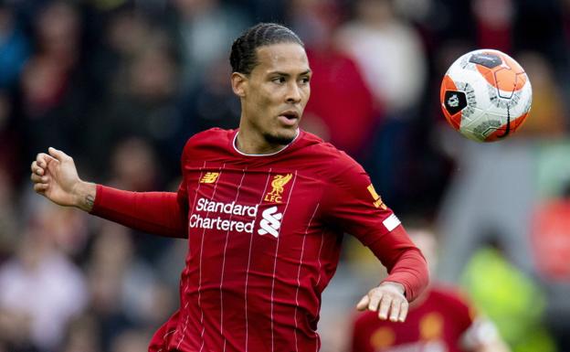 Virgil van Dijk, central del Liverpool, durante un partido de la Premier. 