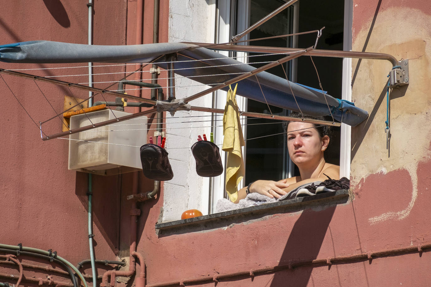 Fotos: El Barrio Pesquero, en silencio y sin trajín