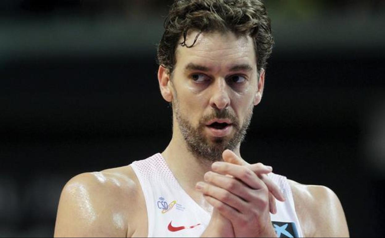 Pau Gasol, en un partido con la selección española de baloncesto. 