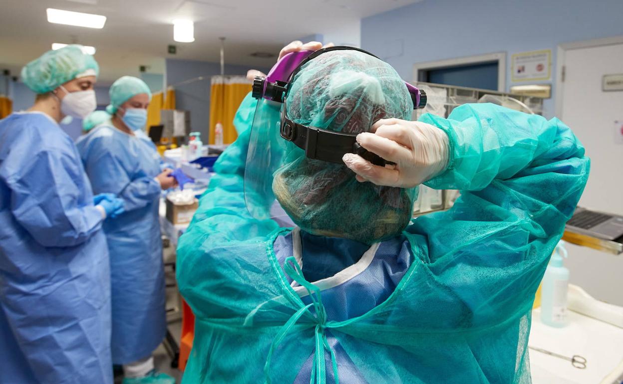 Más de un millar de cántabros ha superado ya el coronavirus