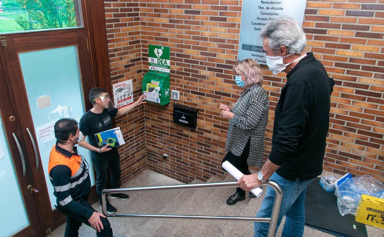 Polanco dota de desfibriladores de ultima generación al ayuntamiento e instalaciones deportivas