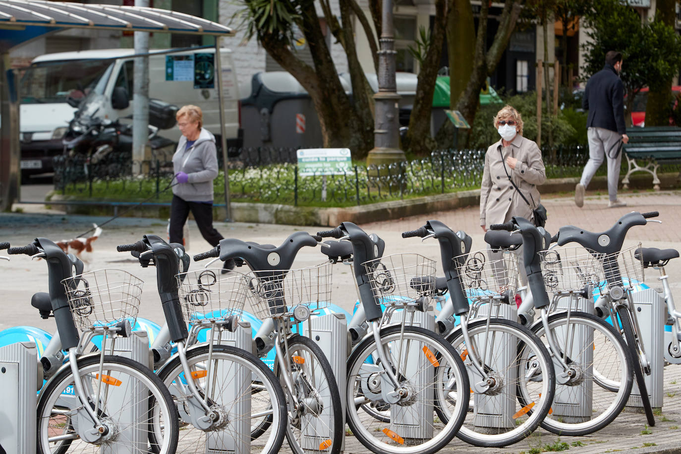 Santander facilitará el uso de la bicicleta frente al vehículo privado. como primer paso ayer se desinfectaron y se restableció el servicio de alquiler