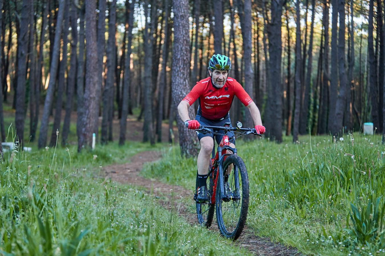 Fotos: Unas horas para recuperar el deporte en Liencres y Torrelavega