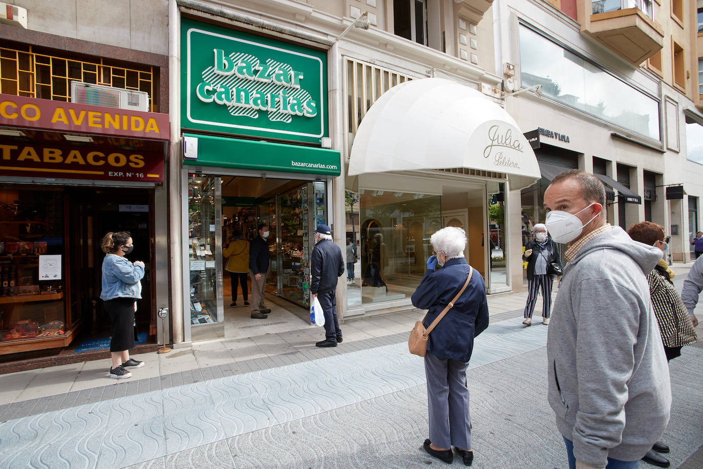 Más del 80% del comercio ha abierto sus puertas en la fase 1 de la desescalada, manteniendo las distancias entre clientes e introduciendo las medidas sanitarias obligatorias.