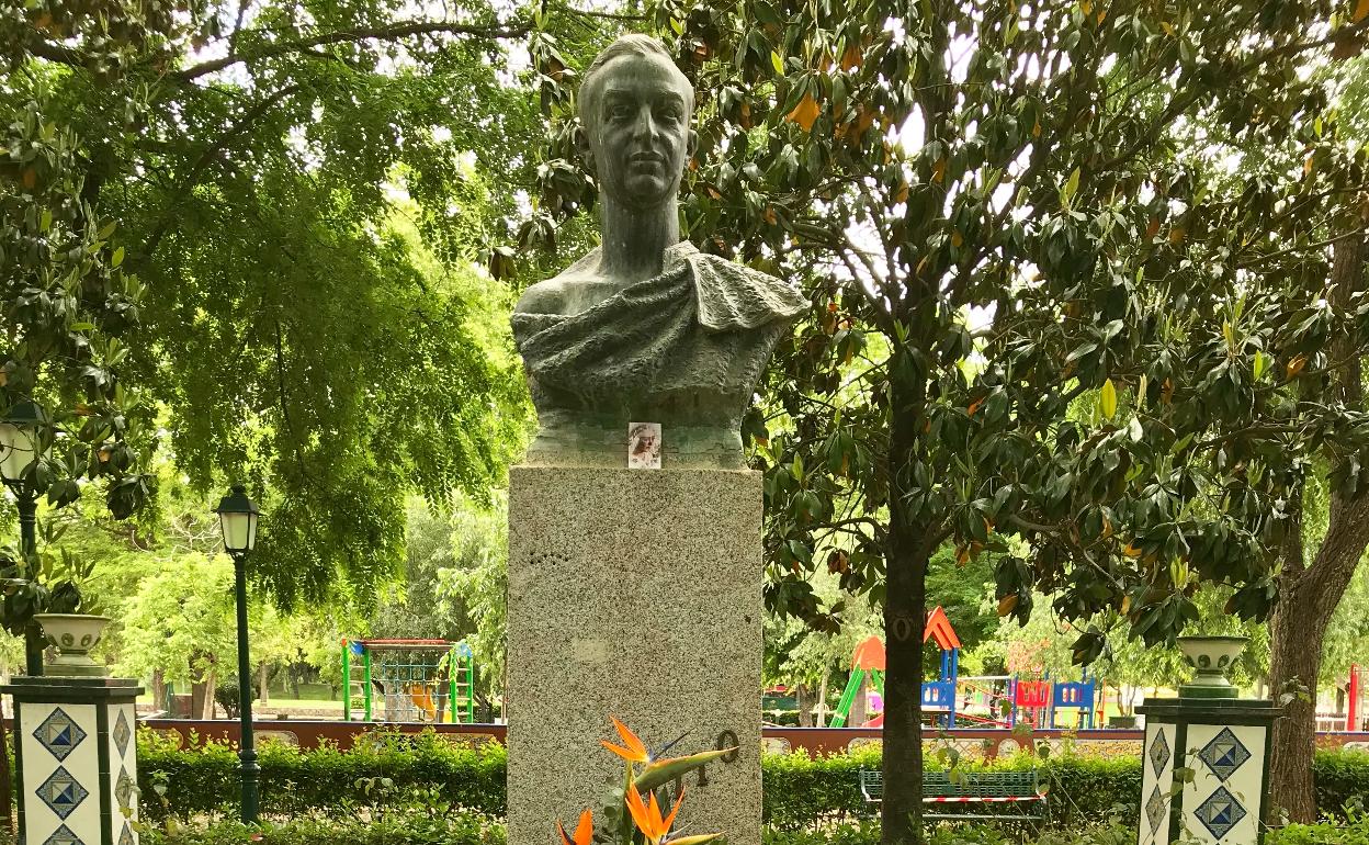 Busto a José Gómez Ortega, 'Joselito el Gallo', en Talavera de la Reina.