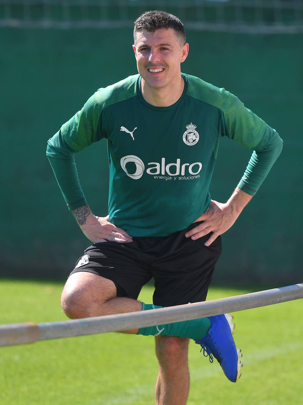 Fotos: Primer entrenamiento en grupo del Racing tras el desconfinamiento