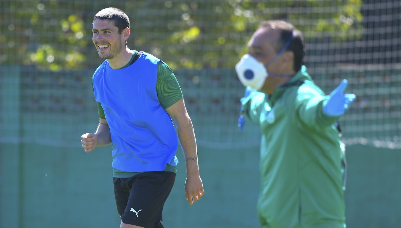 Fotos: El Racing sigue preparando su regreso a la competición