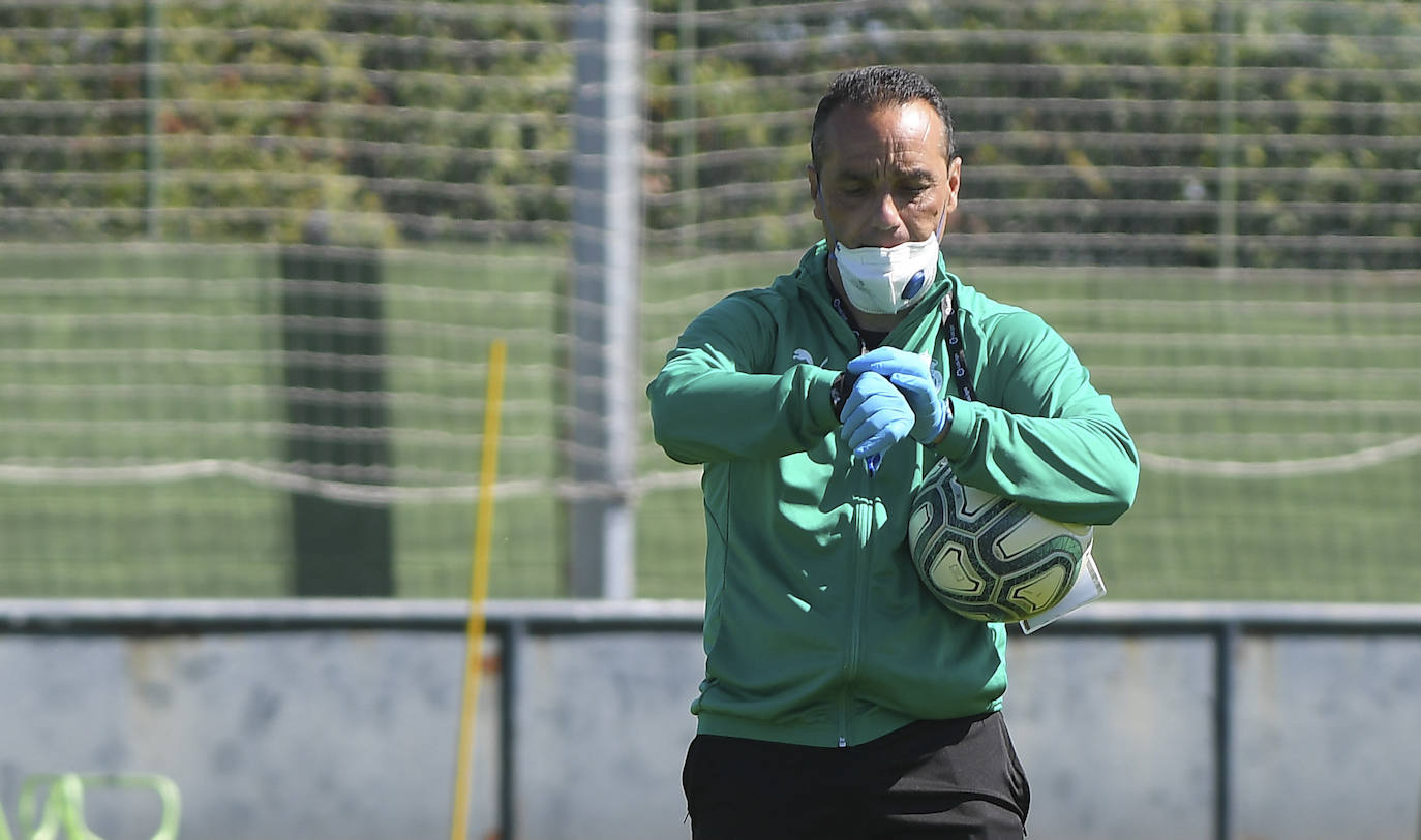 Fotos: El Racing sigue preparando su regreso a la competición