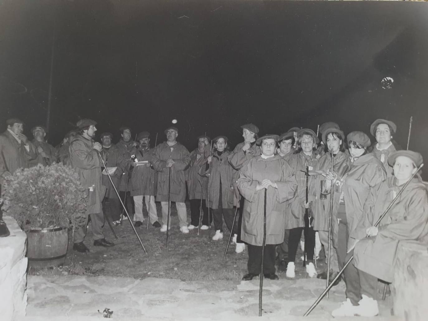 Al comienzo del estado de alarma, la Junta Vecinal animó a la gente a desempolvar sus álbumes de fotografías para hacer un archivo con todo el material reunido. Estas fotos forman parte de esta colección.