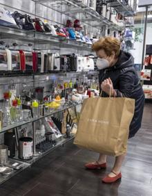 Imagen secundaria 2 - Hay ganas de compras, pero faltan los turistas