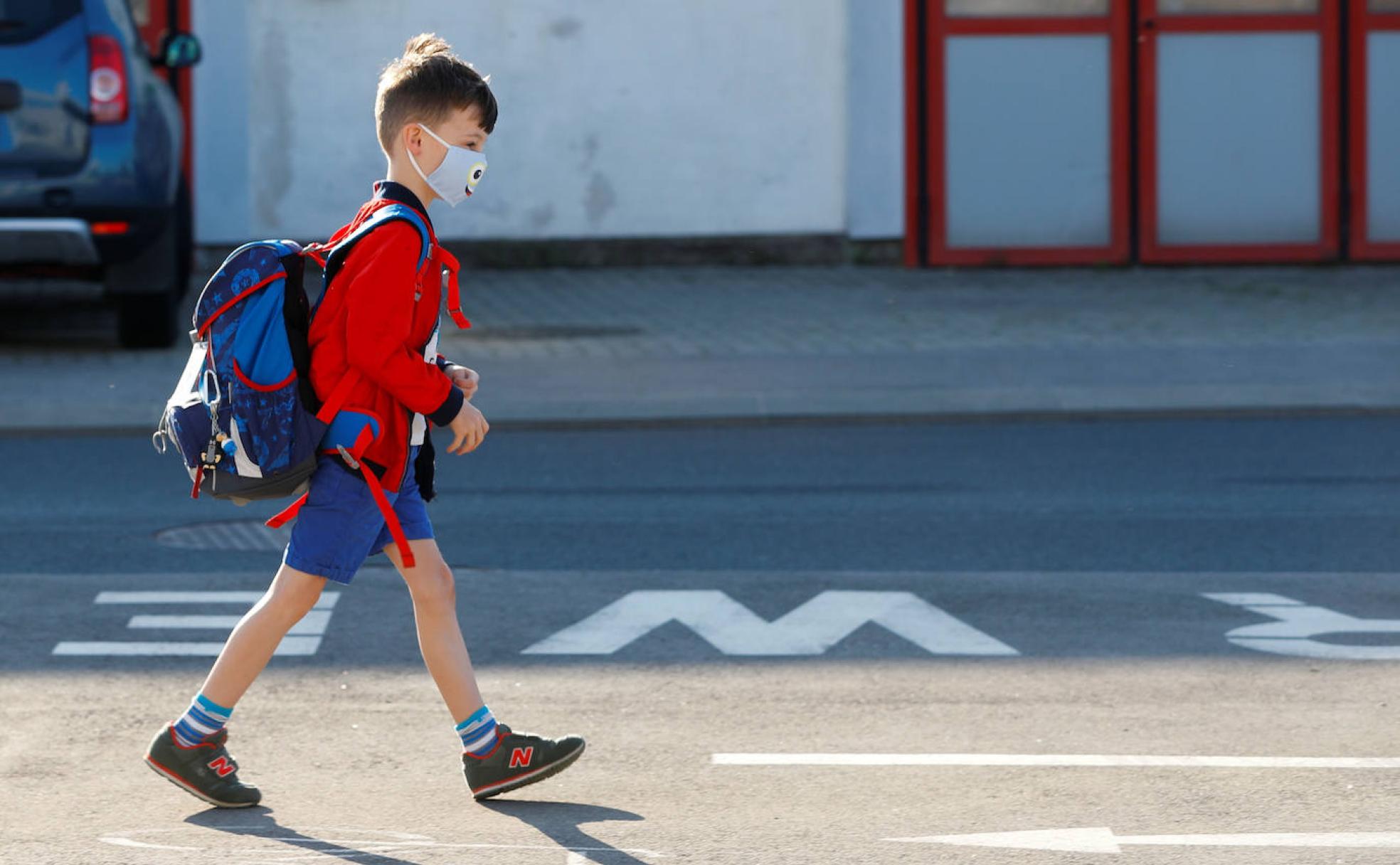 Cantabria acepta la 'vuelta al cole' en septiembre con grupos de 20 alumnos y sin mascarilla en las aulas