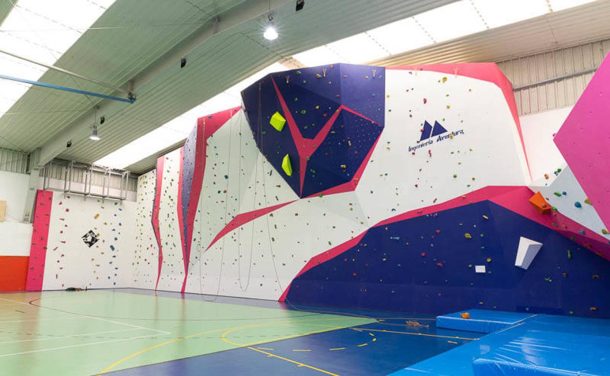 El Gobierno destina más de 86.000 euros a pistas deportivas en Polanco y Argoños