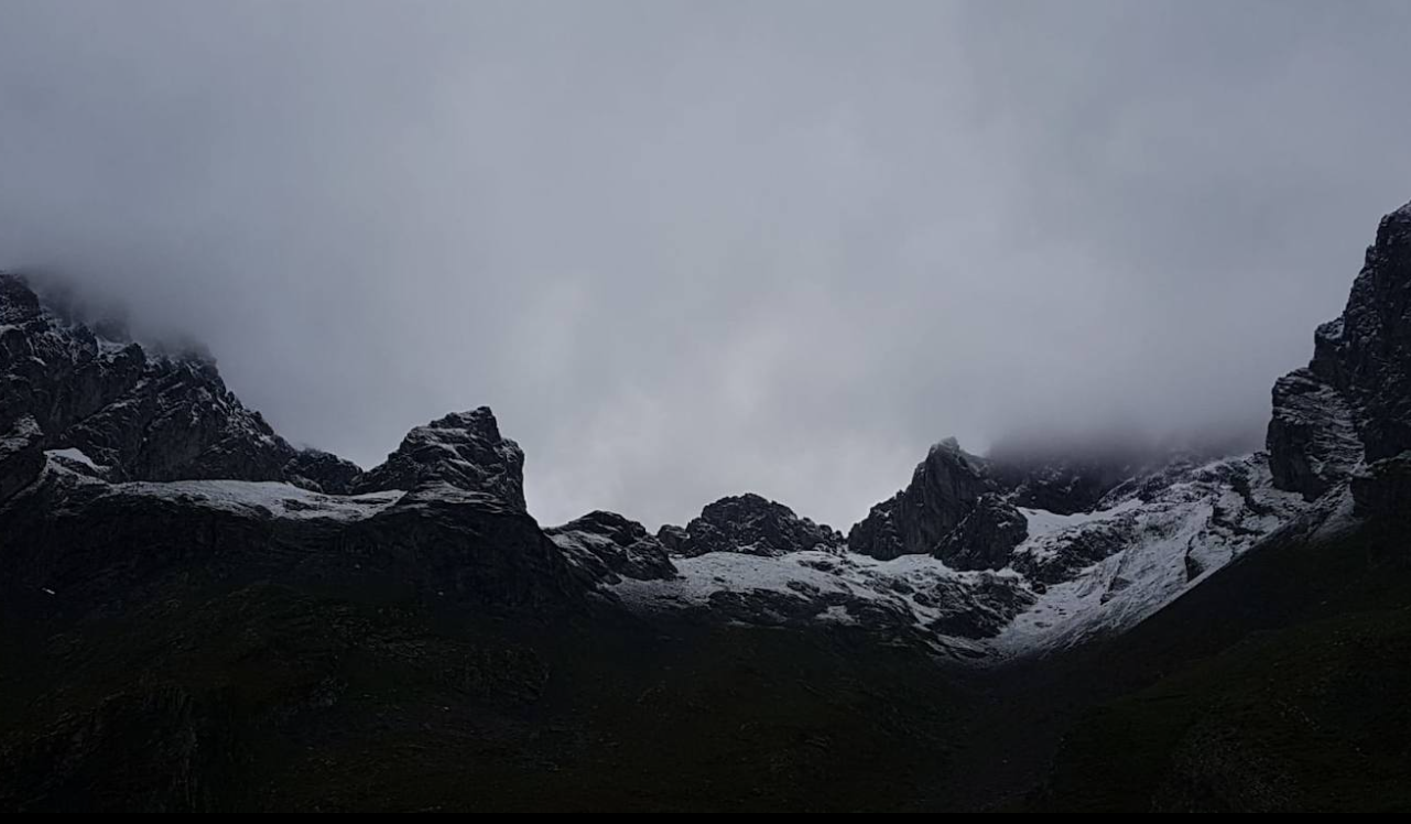 Fotos: Nieve en Picos de Europa en junio