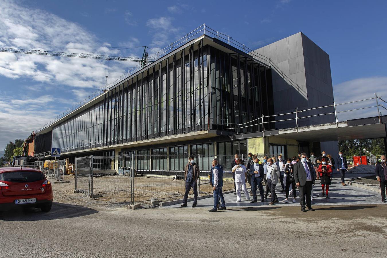 El hospital prestará desde mañana los servicios de rehabilitación, fisioterapia, logopedia y terapia ocupacional en la planta cero del edificio de consultas externas.