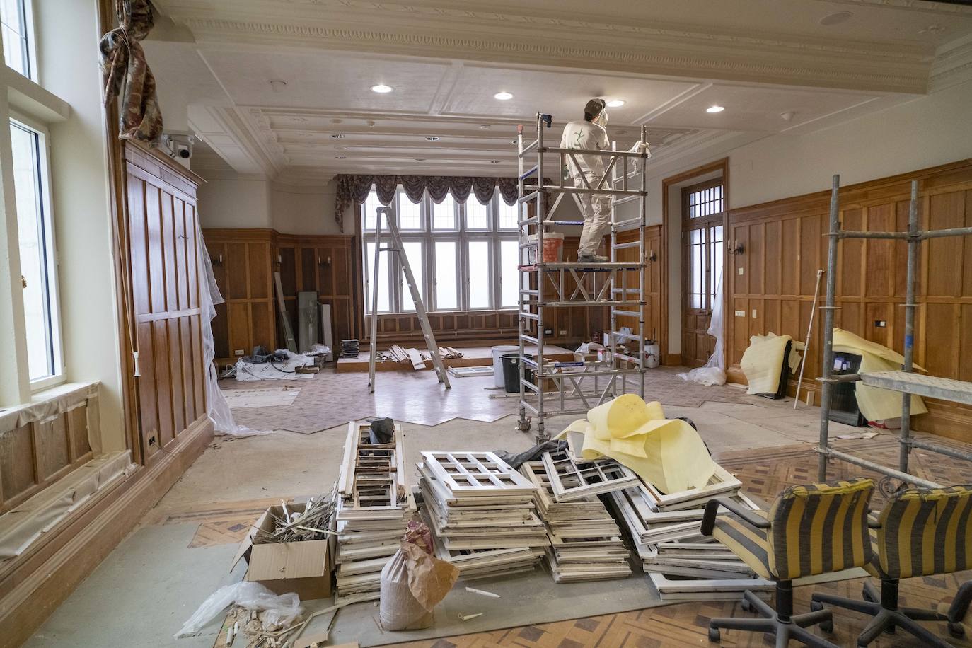 Los trabajos en el gran edificio de la península de La Magdalena estarán acabados «para mediados de julio»