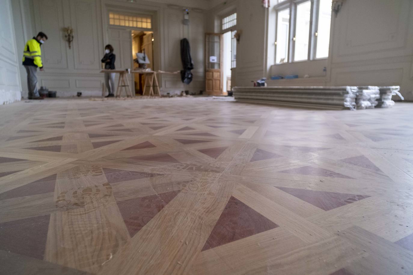 Los trabajos en el gran edificio de la península de La Magdalena estarán acabados «para mediados de julio»